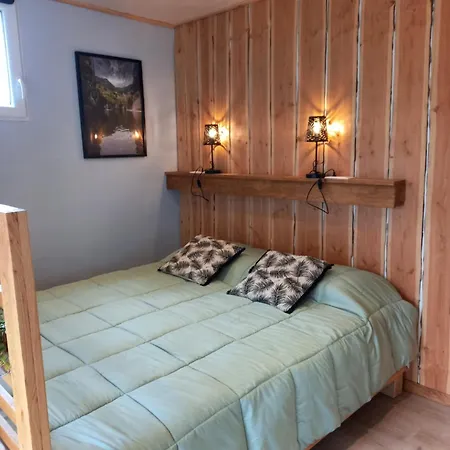 Le Cabanon بيت للعطل Le Massegros